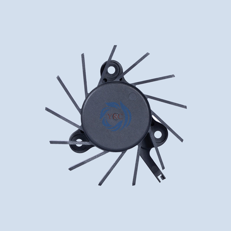 YRC7015(2).jpg YRC7015(2).jpg